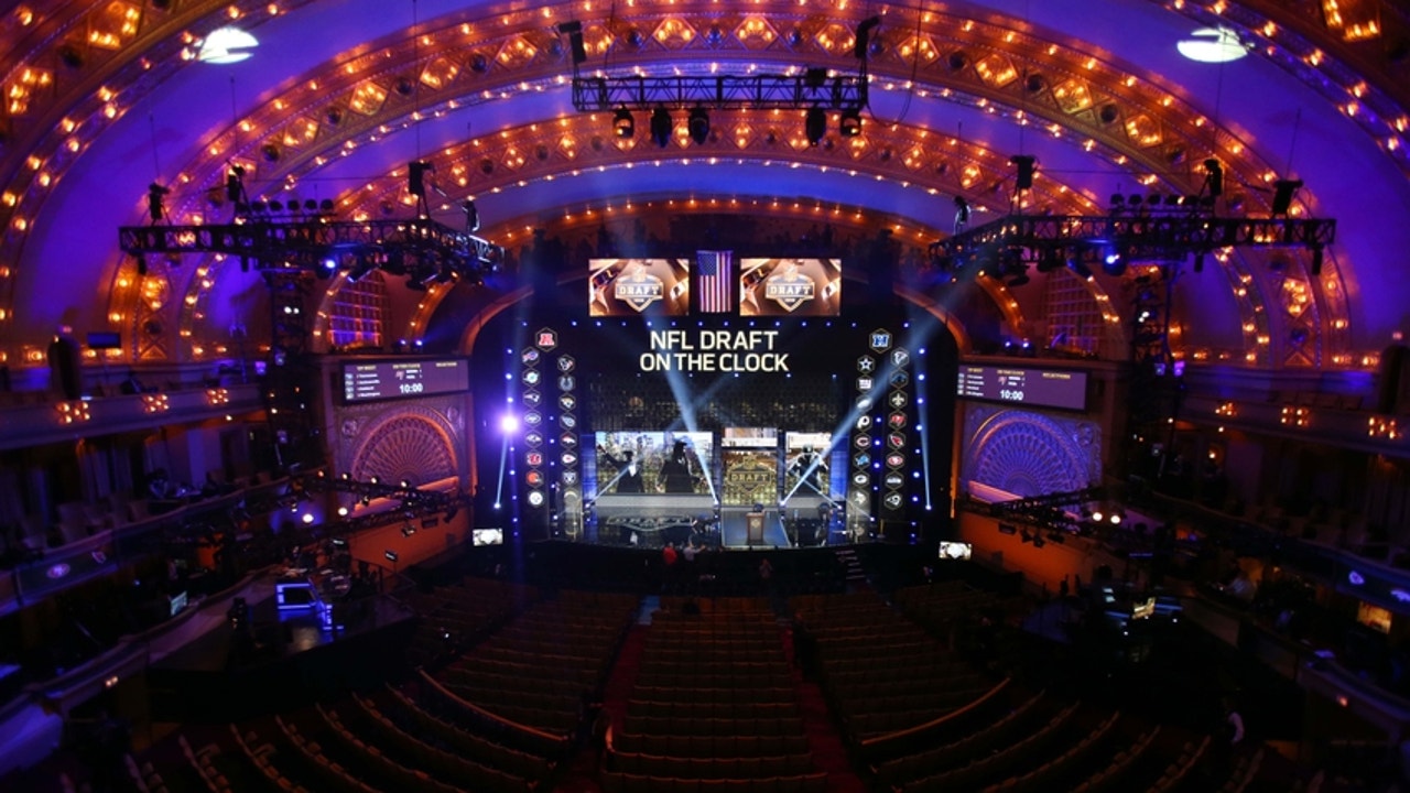 Cincinnati Bengals Look Linebacker in First Round NFL Mock